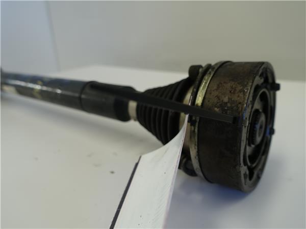 PALIER DEL. DCHO. Seat ibiza berlina (6j5)(06.2008->) 1.6 TDI CAYB 6R0407762A BLANCO cardan Delantero Derecho trasmision - Imagen 3
