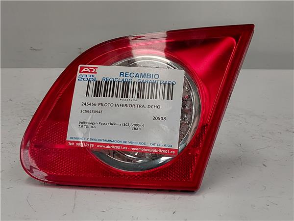 PILOTO INFERIOR TRA. DCHO. Volkswagen passat berlina (3c2)(2005->) 2.0 TDI 16V CBAB 3C5945094E GRIS
