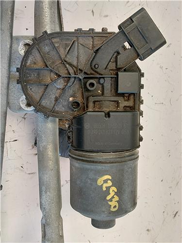 MOTOR LIMPIAPARABRISAS DEL. Citroen berlingo furgón (2008->) 1.6 HDi 90 9HX (DV6ATED4) 9HX(DV6ATED4) 0390241621 390241621 NEGRO Delanteras delanteros - Imagen 2