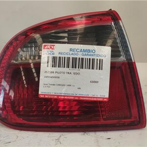 PILOTO TRA. IZDO. Seat toledo (1m2)(03.1999->) 1.9 TDI ARL 1M5945095B GRIS    Bombilla Faro Izquierdo Lámpara lateral Luz Trasero