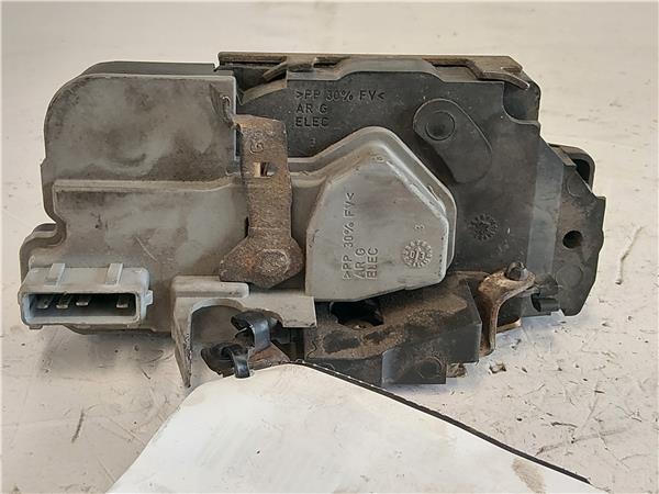 CERRADURA TRA IZDA Peugeot 206 (1998->) 2.0 HDI 90 RHY (DW10TD) RHY(DW10TD) GRANATE