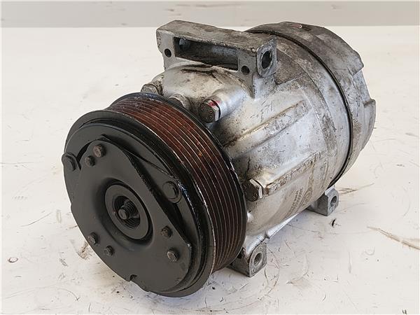 COMPRESOR AIRE ACOND. Nissan primastar furgón (x83) dCi 150 G9U 632 G9U632 133151R VERDE Y BLANCO Acondicionado - Imagen 2