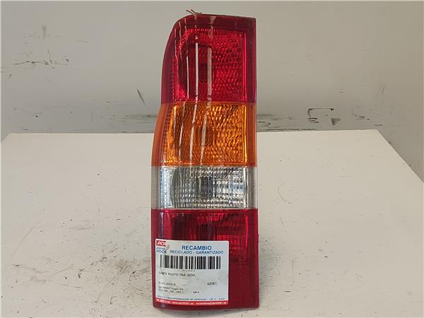 PILOTO TRA. IZDO. Ford transit furgón (fa_ _) 2.0 DI (FAE_, FAF_, FAG_) ABFA 01-431-1933L-R 14311933LR BLANCO Bombilla Faro Izquierdo Lámpara lateral Luz Trasero VXT75