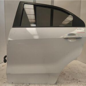 PUERTA TRA. IZDA. Kia rio (ub)(2011->) 1.2 Basic [1,2 Ltr. - 62 kW CAT] G4LA - #Prov# G4LAPROV BLANCO    Izquierda izquierdas Trasera traseras