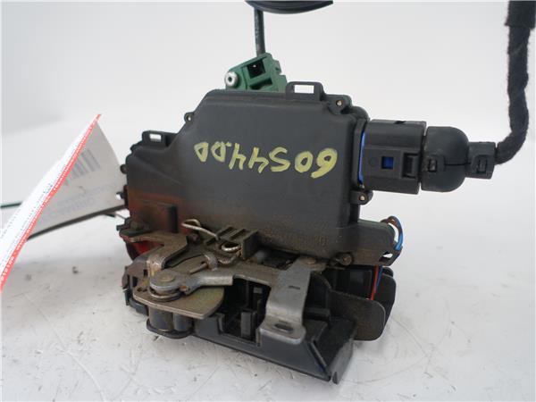 CERRADURA DEL DCHA Volkswagen polo iv (9n1)(11.2001->) 1.9 SDI ASY 2K05 ROJO GEP
