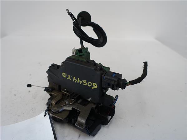 CERRADURA TRA DCHA Volkswagen polo iv (9n1)(11.2001->) 1.9 SDI ASY ROJO GEP