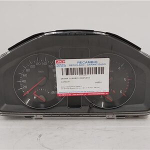 CUADRO COMPLETO Volvo v50 familiar (2004->) 1.6 D Drive Kinetic [1,6 Ltr. - 84 kW Diesel CAT] D 41 62T - #Prov# D4162TPROV 31296229 NEGRO    COMPLETO instrumentos
