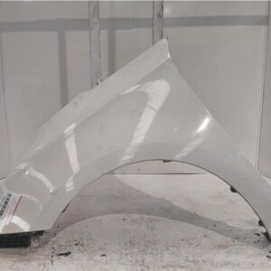 ALETA DEL. IZDA. Kia carens (rp)(2013->) 1.6 Basic [1,6 Ltr. - 99 kW GDI CAT] G4FD - #Prov# G4FDPROV BLANCO    aletas Delanteras delanteros Izquierdas izquierdos