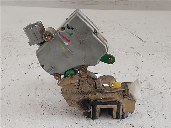 CERRADURA TRA DCHA Nissan terrano ii (r20)(02.1993->) 2.7 TDi 4WD TD27TI GRANATE - Imagen 2