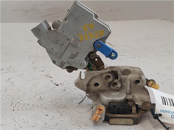 CERRADURA DEL IZQ Nissan terrano ii (r20)(02.1993->) 2.7 TDi 4WD TD27TI 8055391L66 GRANATE