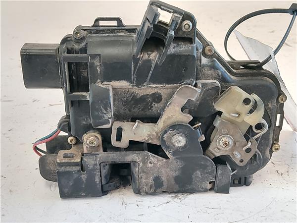 CERRADURA DEL DCHA Volkswagen golf iv berlina (1j1)(1997->) 1.9 TDI AHF NEGRO - Imagen 2