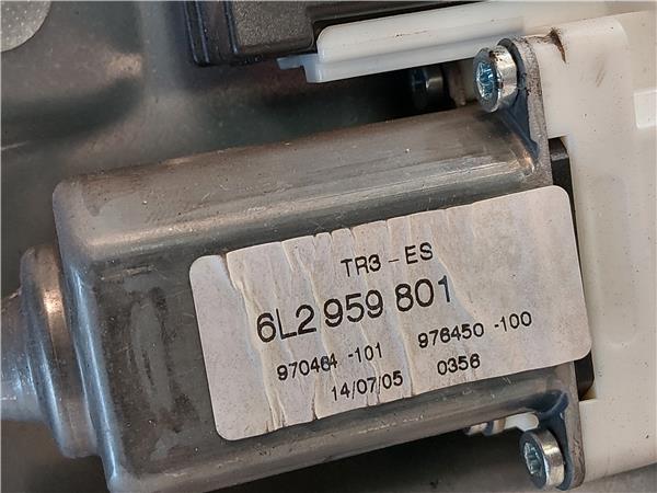 MECANISMO ELEVALUNAS DEL. DCHO. Seat cordoba berlina (6l2)(09.2002->) 1.4 16V BKY 6L2959801 GRIS Delanteras delanteros Derechas derechos motor GRZ - Imagen 3