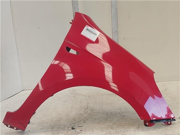 ALETA DEL. DCHA. Hyundai i20 (pb)(2009->) 1.2 G4LA ROJO aletas Delanteras delanteros Derechas derechos