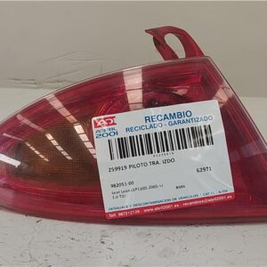 PILOTO TRA. IZDO. Seat leon (1p1)(05.2005->) 2.0 TDI BMN 982051-00 98205100 NEGRO    Bombilla Faro Izquierdo Lámpara lateral Luz Trasero