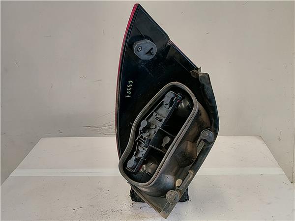PILOTO TRA. DCHO. Renault laguna ii grandtour (kg0)(2001->) 1.9 dCi (KG0G) D/ F9Q C6 - #Prov# DF9QC6PROV 8200002472 VERDE Bombilla Derecha derecho Faro Lámpara Luz Trasera trasero - Imagen 2