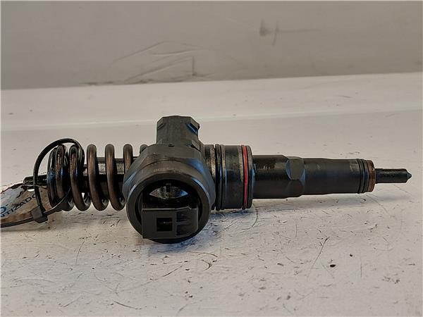 INYECTOR Volkswagen passat berlina (3b2)(1996->) 1.9 TDI ATJ 038130073F 38130073F GRIS BOSCH - Imagen 2