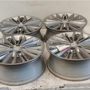 CONJUNTO DE 4 LLANTAS ALUMINIO Hyundai kona (os)(2017->) 1.6 Klass 2WD [1,6 Ltr. - 85 kW CRDi CAT (1582 cm3)] D4FE - #Prov# D4FEPROV 7JX17 ROJO