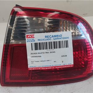 PILOTO TRA. DCHO. Seat toledo (1m2)(03.1999->) 1.6 AKL 1M5945096B AZUL    Bombilla Derecha derecho Faro Lámpara Luz Trasera trasero DUU