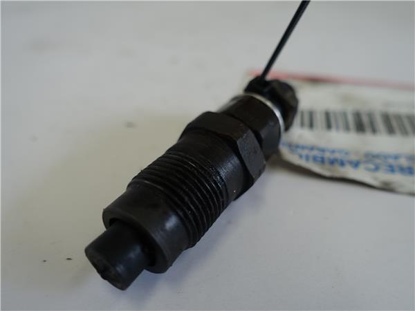 INYECTOR Mitsubishi montero (v20/v40)(1992->) 2.8 TD (V46W) 4M40-T 4M40T 0180 04 18004 AZUL