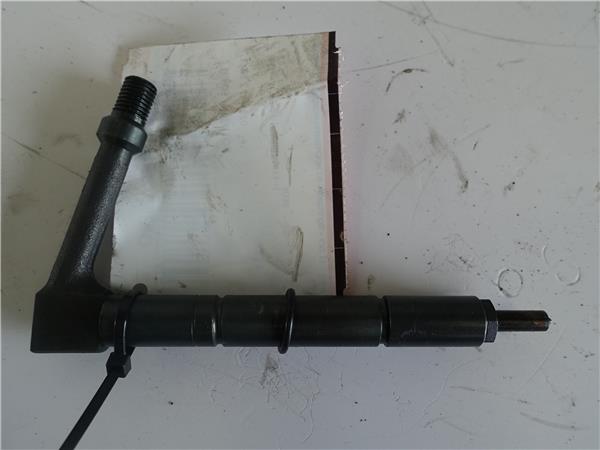 INYECTOR Nissan terrano ii (r20)(02.1993->) 3.0 Di 4WD ZD30 1721 Z 48-4120 1721Z484120 ROJO