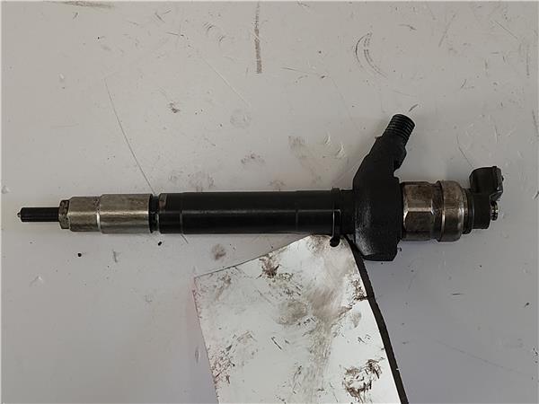 INYECTOR Ford transit furgón 2.2 TDCi PGFA 6C1Q9K546BC BLANCO - Imagen 2